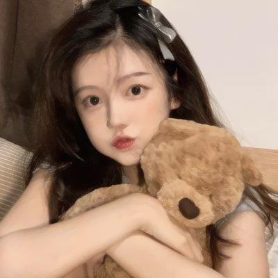 看她轻轻的飞起